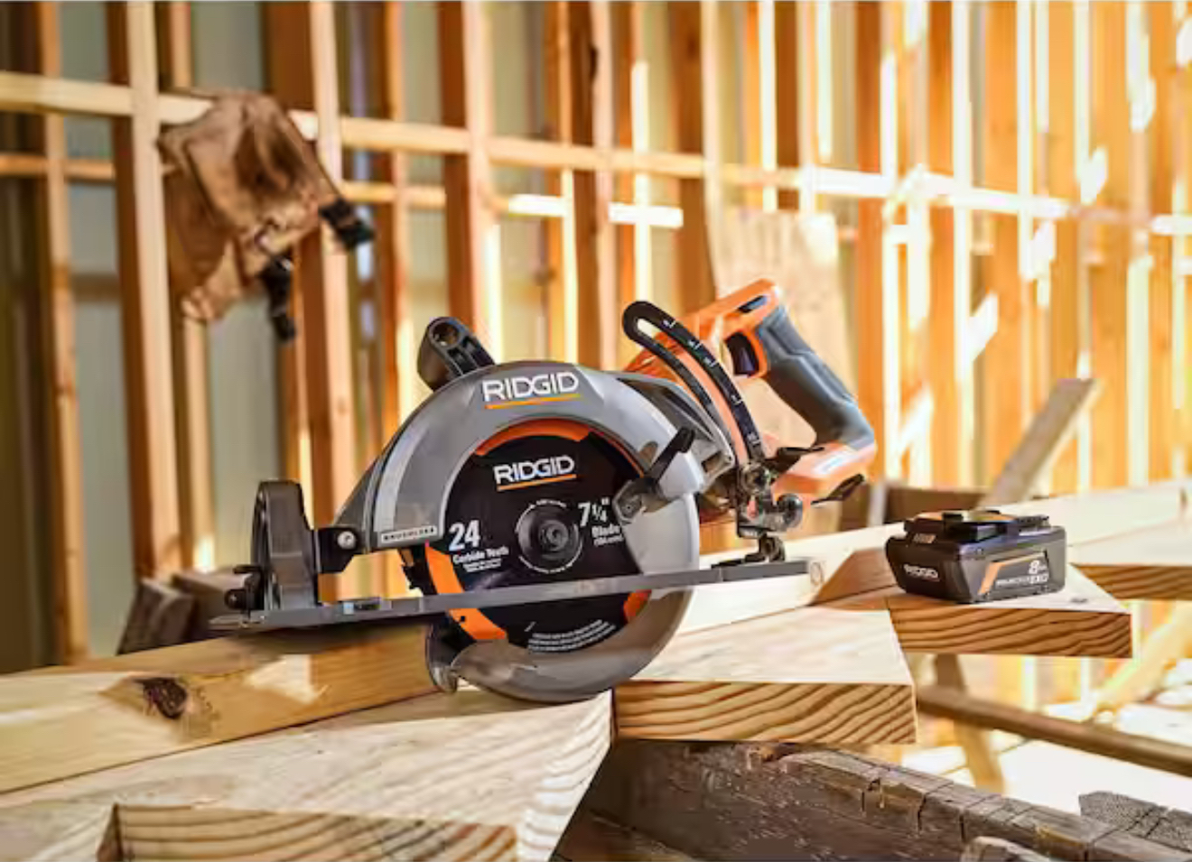 RIDGID 18V Brushless Cordless 7-1/4 in. Rear Handle Circular Saw (Tool Only) - Image 5